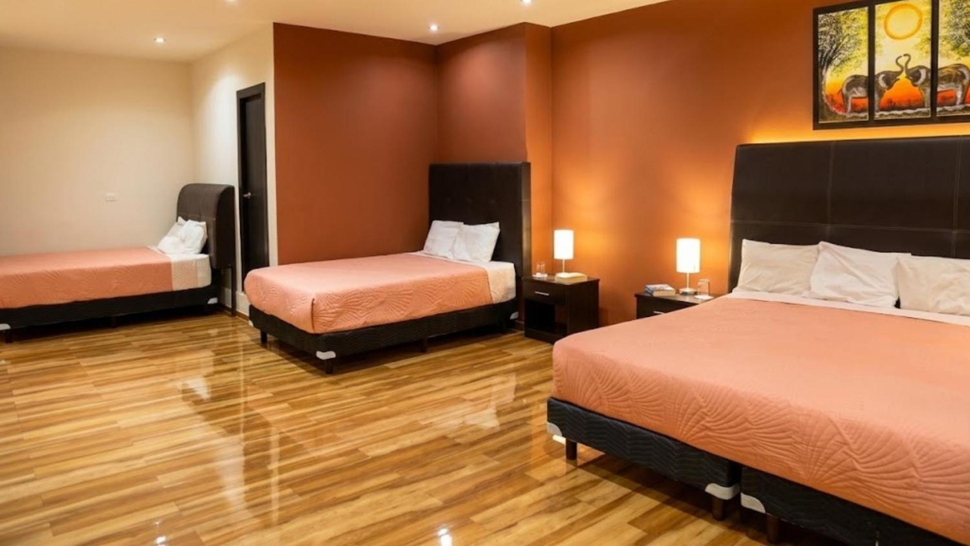 Triple Room